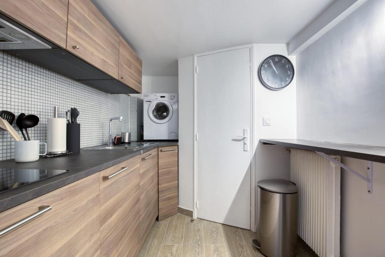 פריז Charming Apartment In The Heart Of The 19Th מראה חיצוני תמונה